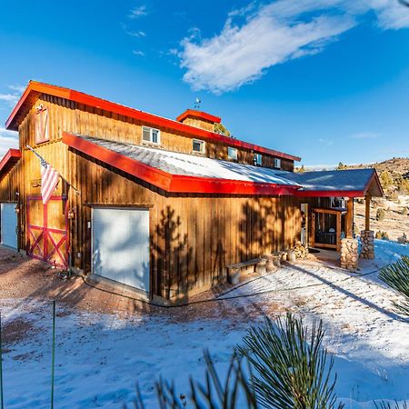 The Honky Tonk Cabin Long Valley Junction Экстерьер фото