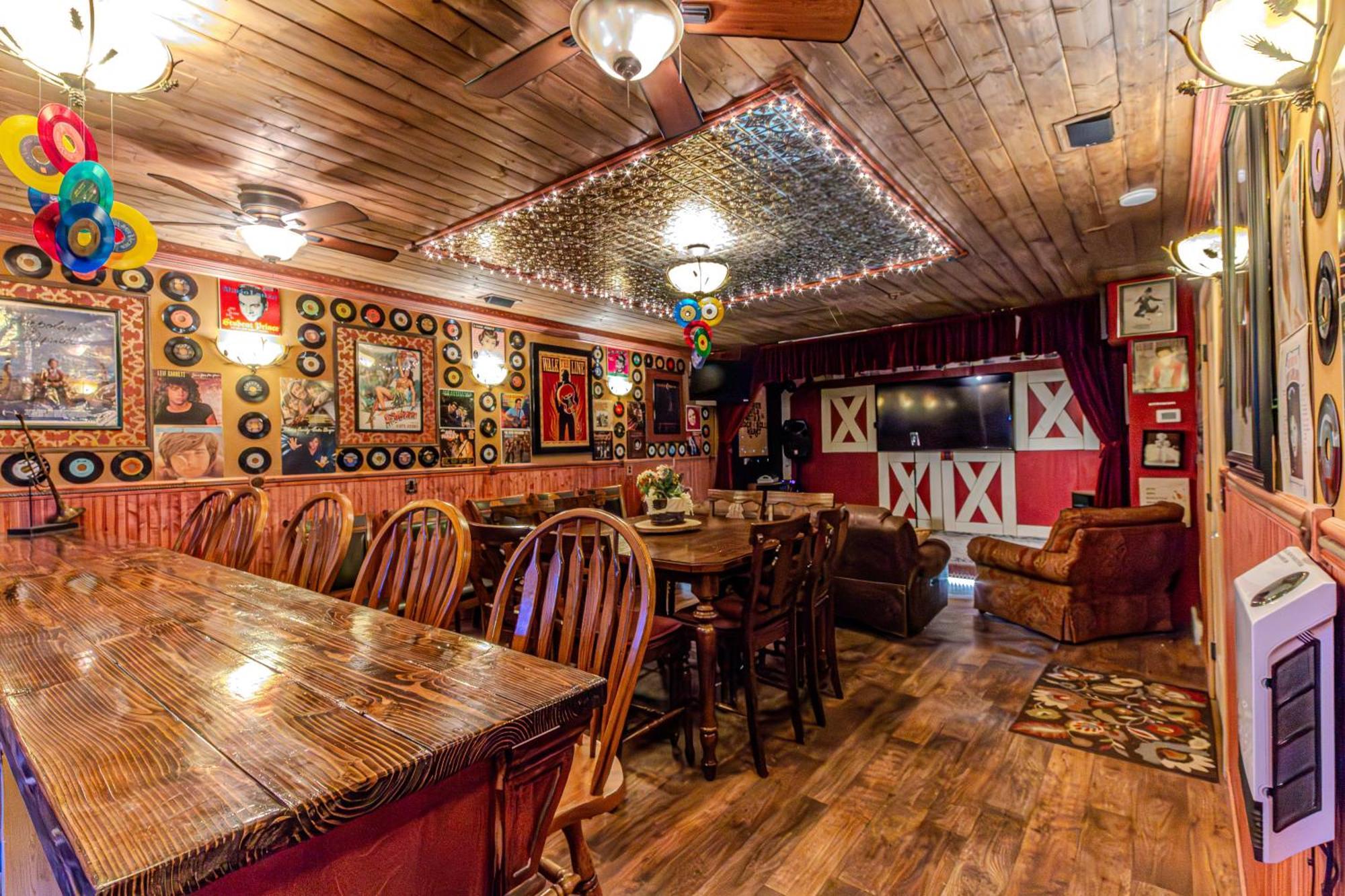 The Honky Tonk Cabin Long Valley Junction Экстерьер фото