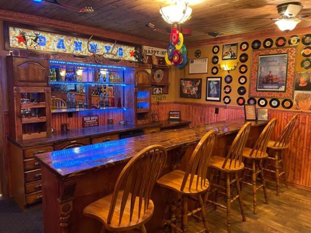 The Honky Tonk Cabin Long Valley Junction Экстерьер фото